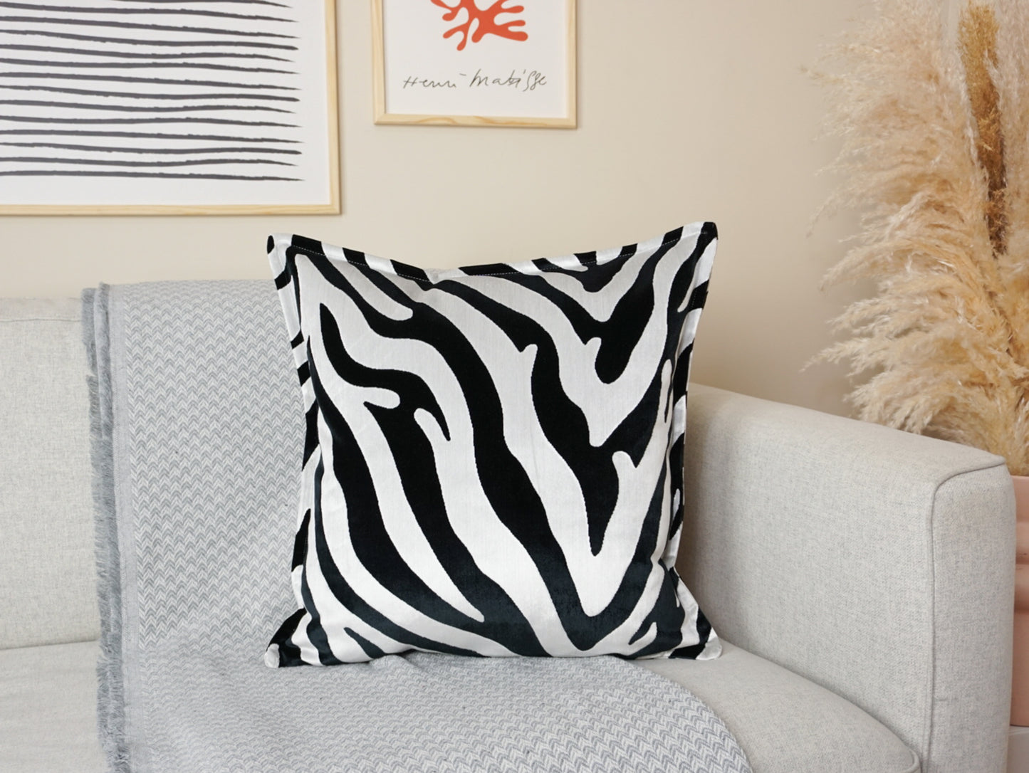 Velvet Zebra Cushion Cover Scatter Velvet Throw Pillow for Home Decor Black and White Cushion Pillow Covers (All Sizes)