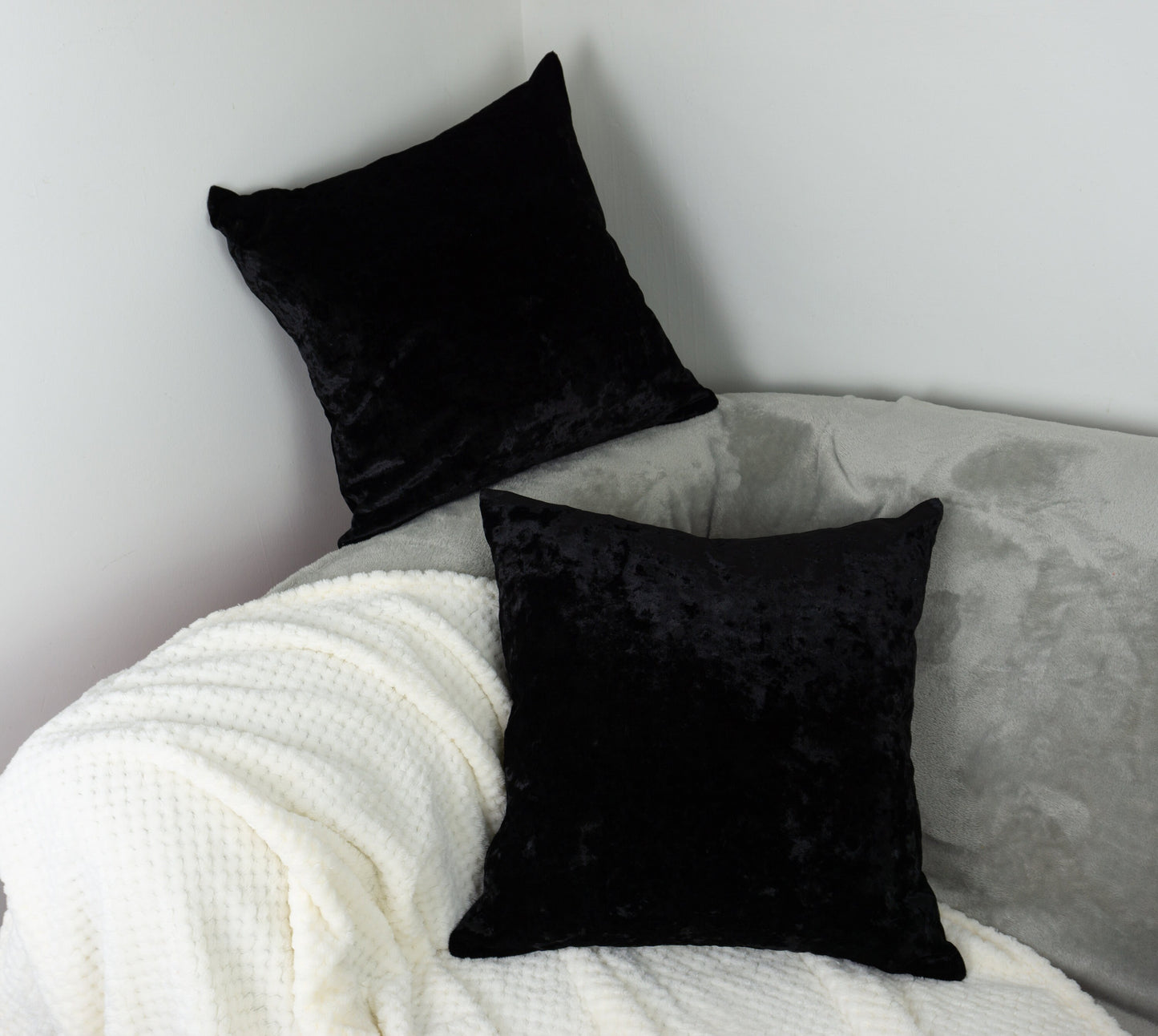 Luxury Crushed Velvet Black Cushion Cover I Velvet Throw Pillow Cover I Square Pillow Home Decor 43x43cm