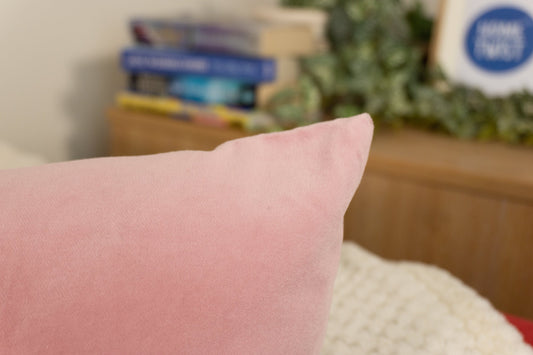 Luxury Velvet Baby Pink Cushion Cover, Baby Pink Velvet Throw Pillow Cover 45x45cm